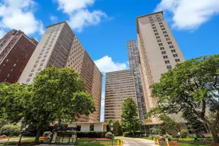 3950 N Lake Shore Dr, Chicago, IL 60613 - Photo 1