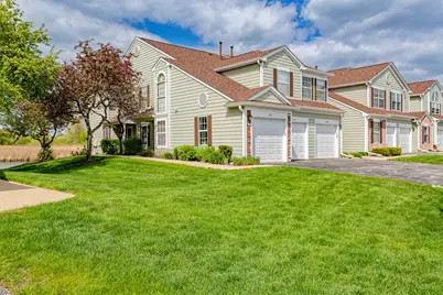 33 Hoover Court #A, Streamwood, IL 60107 - Photo 1