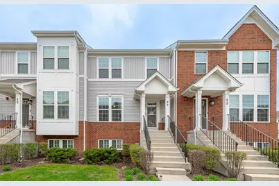27 Nicholas Drive E, Des Plaines, IL 60016 - Photo 1