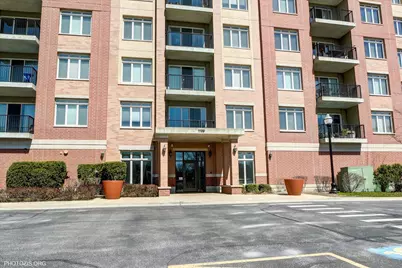 1199 E Port Clinton Road #201, Vernon Hills, IL 60061 - Photo 1