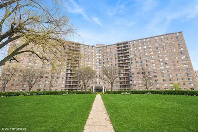 7141 N Kedzie Avenue #903, Chicago, IL 60645 - Photo 1