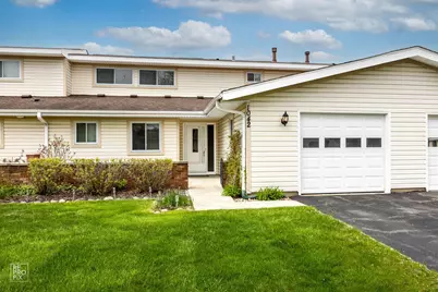 1042 Cranbrook Drive, Schaumburg, IL 60193 - Photo 1