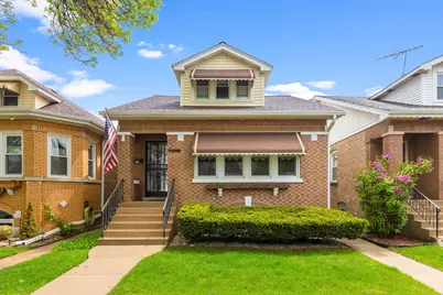 5819 N Markham Avenue, Chicago, IL 60646 - Photo 1