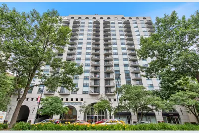1250 N Lasalle Street #502, Chicago, IL 60610 - Photo 1