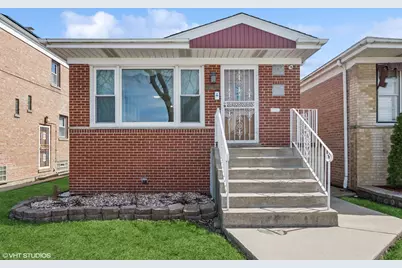 9907 S Union Avenue, Chicago, IL 60628 - Photo 1