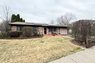 5712 Crestwood Rd, Matteson, IL 60443 - Photo 1