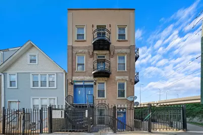 1542 W Wabansia Avenue, Chicago, IL 60642 - Photo 1