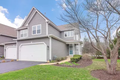 140 Tanglewood Drive, Glen Ellyn, IL 60137 - Photo 1