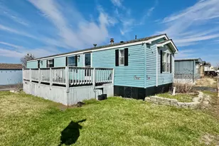 126 7th Ave, Bartlett, IL 60103 - Photo 1
