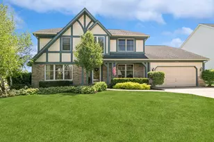 1593 Surridge Ct, Mundelein, IL 60060 - Photo 1