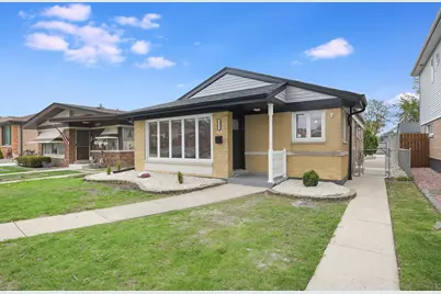 5851 S Neenah Avenue, Chicago, IL 60638 - Photo 1