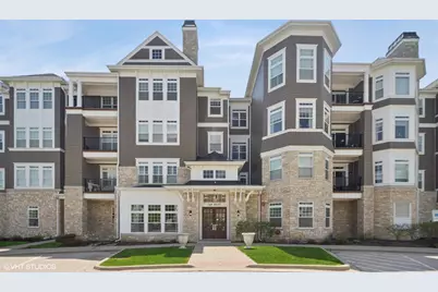 149 W Kennedy Lane #208, Hinsdale, IL 60521 - Photo 1