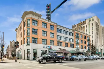 125 N Euclid Avenue #206, Oak Park, IL 60301 - Photo 1