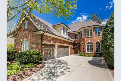 207 Leitch Avenue, La Grange, IL 60525 - Photo 1