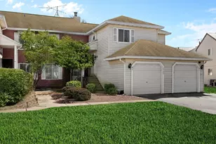 2485 Brunswick Cir, Woodridge, IL 60517 - Photo 1