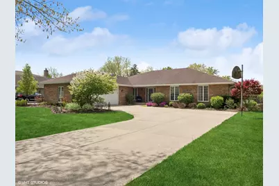 720 Ruskin Drive, Elk Grove Village, IL 60007 - Photo 1