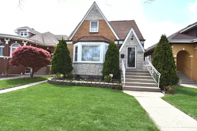 5633 W Henderson Street, Chicago, IL 60634 - Photo 1