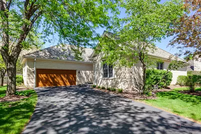 4 Groton Court, Lincolnshire, IL 60069 - Photo 1