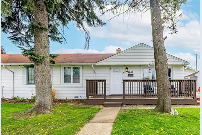 8843 S Kolin Avenue, Hometown, IL 60456 - Photo 1