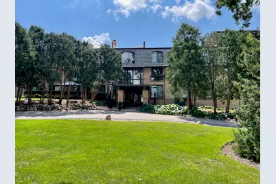 600 W Russell Street #305, Barrington, IL 60010 - Photo 1
