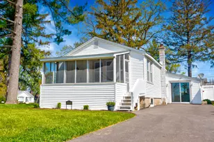 33945 N Lake Rd, Grayslake, IL 60030 - Photo 1