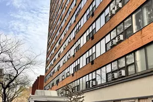 6030 N Sheridan Rd, Chicago, IL 60660 - Photo 1