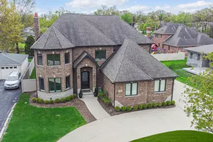 915 E Forest View Rd, Addison, IL 60101 - Photo 1