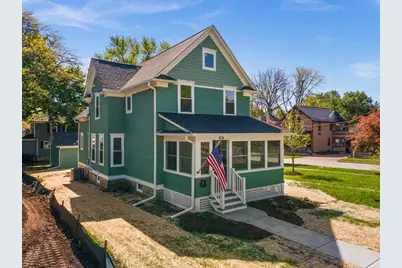 426 S Jefferson Street, Batavia, IL 60510 - Photo 1