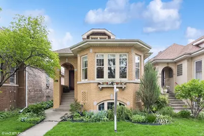 6625 N Fairfield Avenue, Chicago, IL 60645 - Photo 1