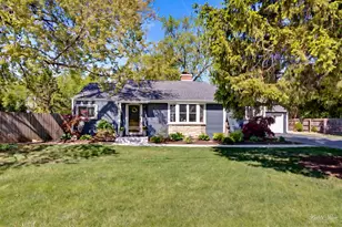 1224 S Mt Prospect Rd, Des Plaines, IL 60018 - Photo 1