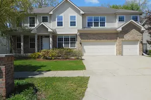 180 Primrose Ln, Bartlett, IL 60103 - Photo 1