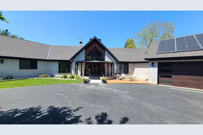 32 Braeburn Lane, Barrington Hills, IL 60010 - Photo 1