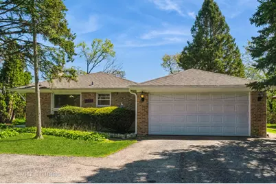 1727 Dundee Road, Northbrook, IL 60062 - Photo 1