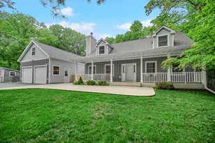 11576 W Half Day Rd, Deerfield, IL 60015 - Photo 1