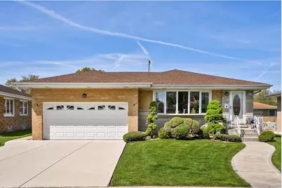 4522 N Reserve Avenue, Chicago, IL 60656 - Photo 1