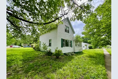 866 E Center Street, Paxton, IL 60957 - Photo 1