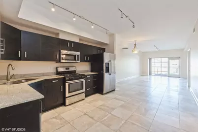 2801 W Ardmore Avenue #1C, Chicago, IL 60659 - Photo 1