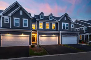2234 Weatherbee Ln, Naperville, IL 60563 - Photo 1