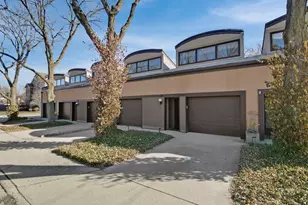 241 E Burlington St, Riverside, IL 60546 - Photo 1