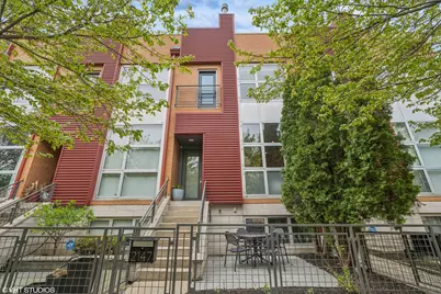 2147 W Churchill Street, Chicago, IL 60647 - Photo 1