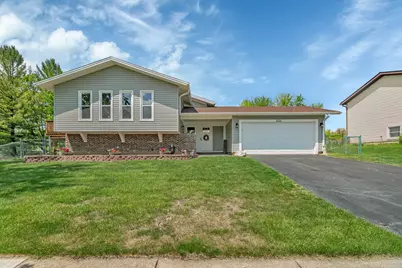 424 Falcon Ridge Way, Bolingbrook, IL 60440 - Photo 1