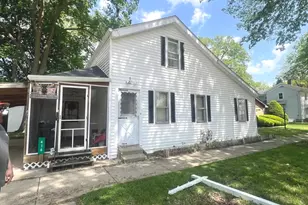 416 W Washington St, Morris, IL 60450 - Photo 1