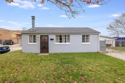 522 Middle Avenue, Aurora, IL 60506 - Photo 1