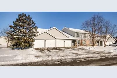 1125 N Red Oak Circle #3, Round Lake Beach, IL 60073 - Photo 1