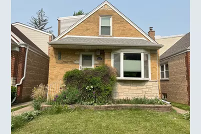 5236 N Mobile Avenue, Chicago, IL 60630 - Photo 1
