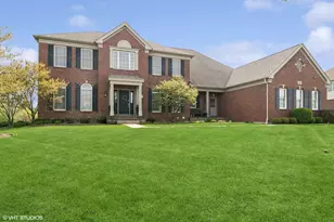 11 Crystal Downs Dr, Hawthorn Woods, IL 60047 - Photo 1