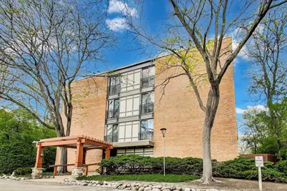 5830 Oakwood Drive #4H, Lisle, IL 60532 - Photo 1