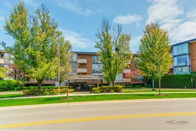 1301 N Western Avenue #102, Lake Forest, IL 60045 - Photo 1