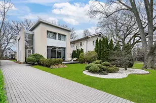 824 Humboldt Ave, Winnetka, IL 60093 - Photo 1