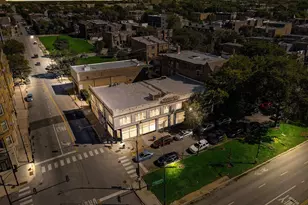 4301 S King Dr, Chicago, IL 60653 - Photo 1